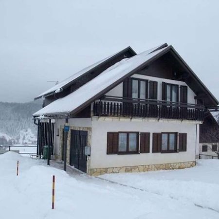 Apartman Svetlicic Ravna Gora Exteriör bild