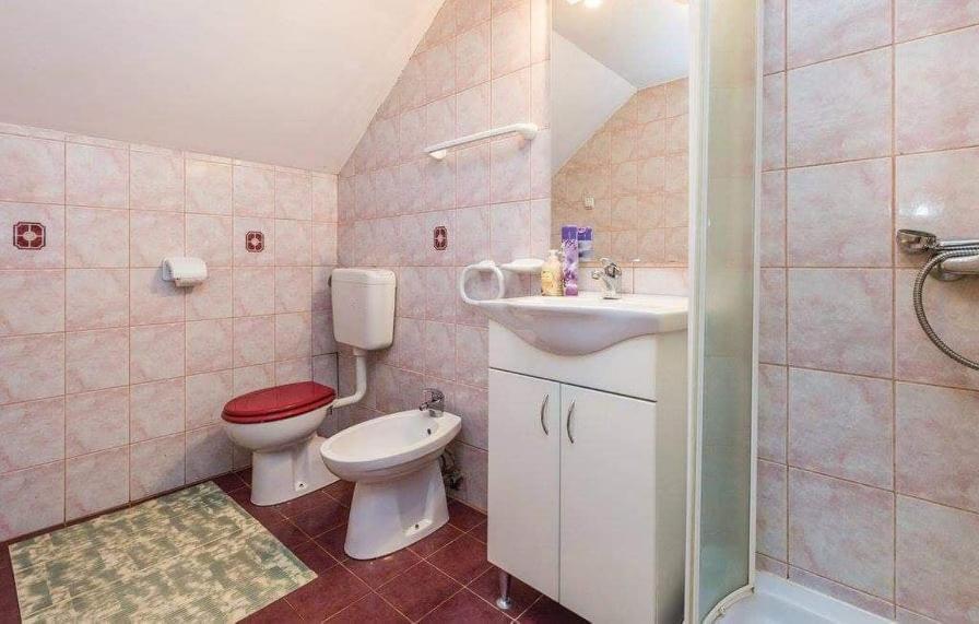 Apartman Svetlicic Ravna Gora Exteriör bild